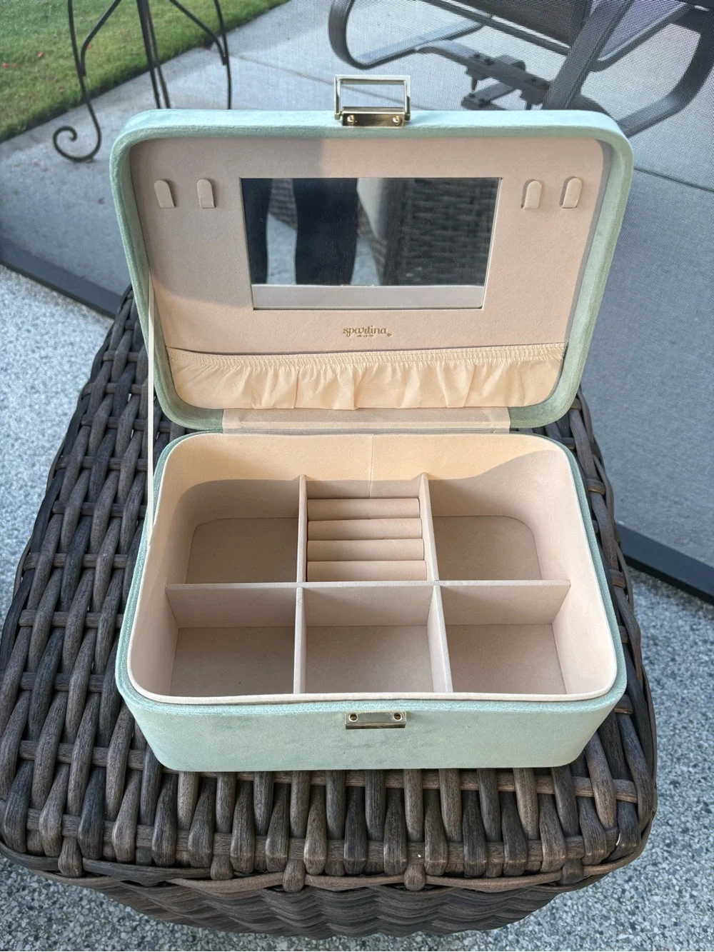 Spartina 449 Mint Green Jewelry Box with Gold Hardware - Picture 4 of 5